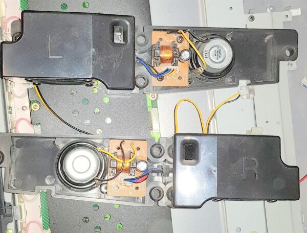 SAMSUNG / TV-Teile / LE32R32B / BN96-02454A + BN96-02453A...