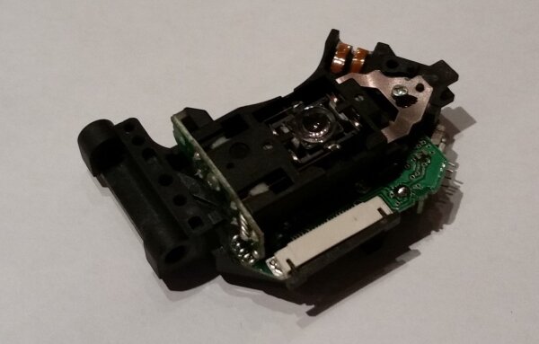 Lasereinheit / Laser unit / Pickup / für YAMAHA : CD-300S